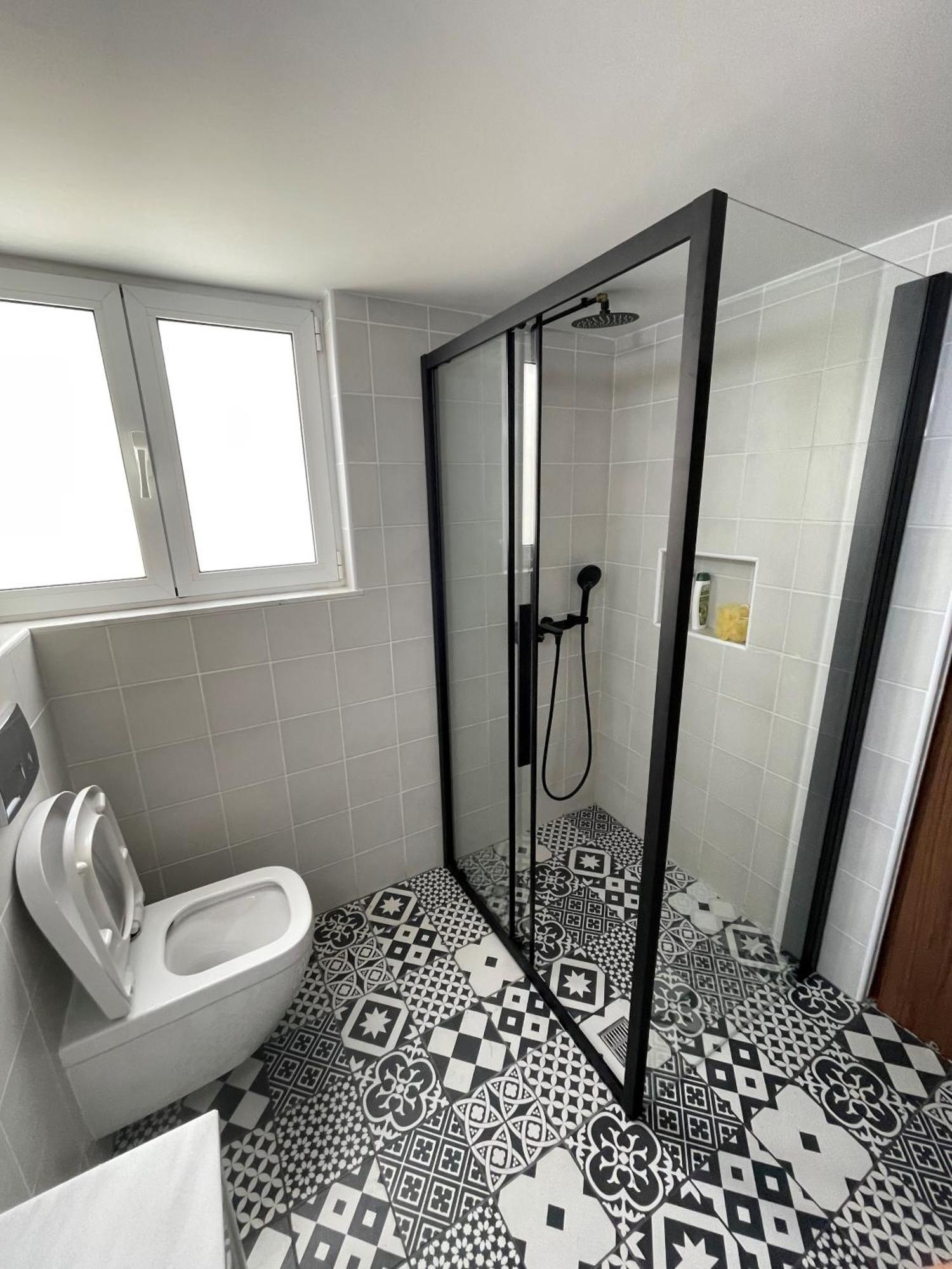 2 Bedroom Apt In Ermou 4 Minute Walk Beach Lárnaka Kültér fotó